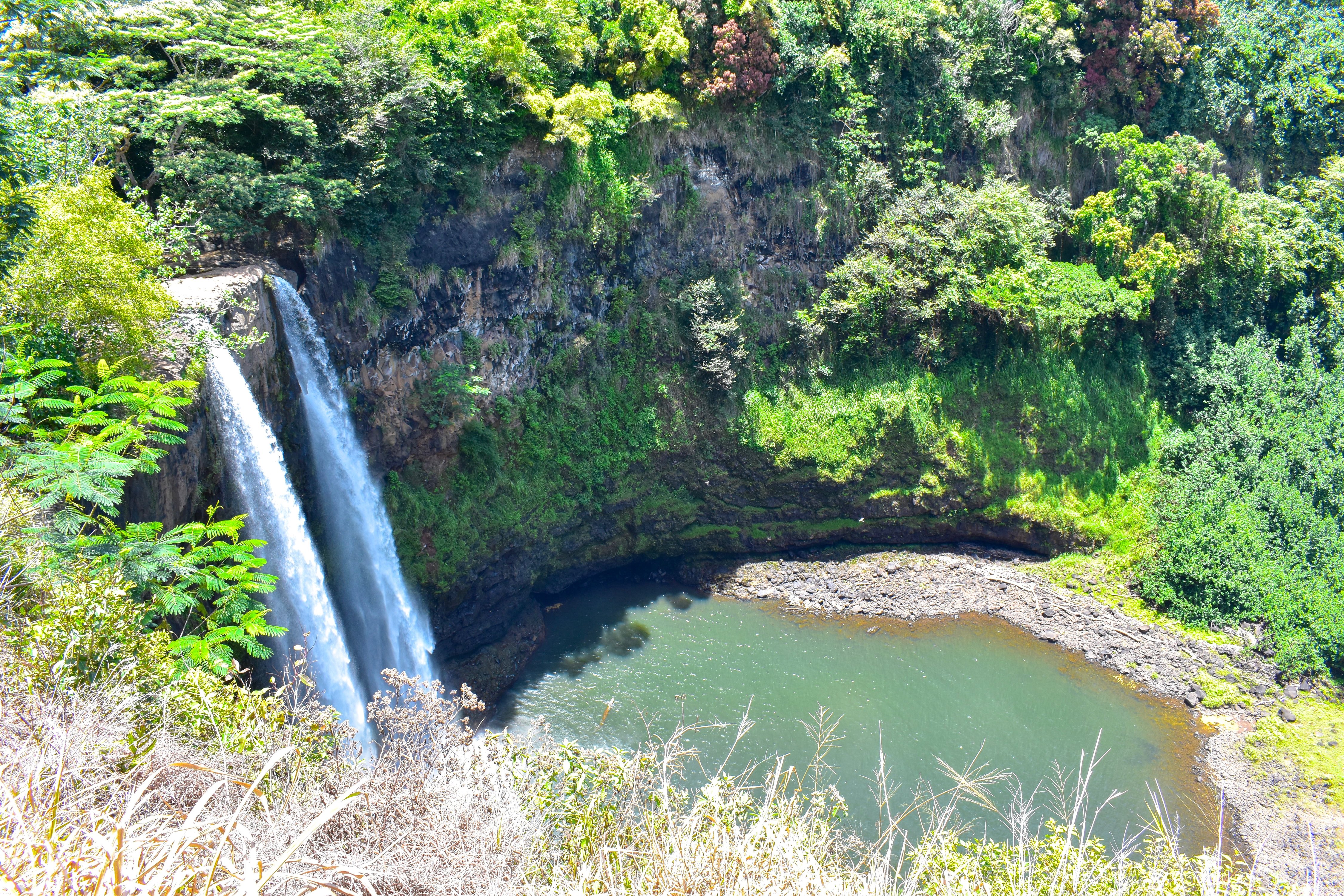 waterfall in kauai hawaii